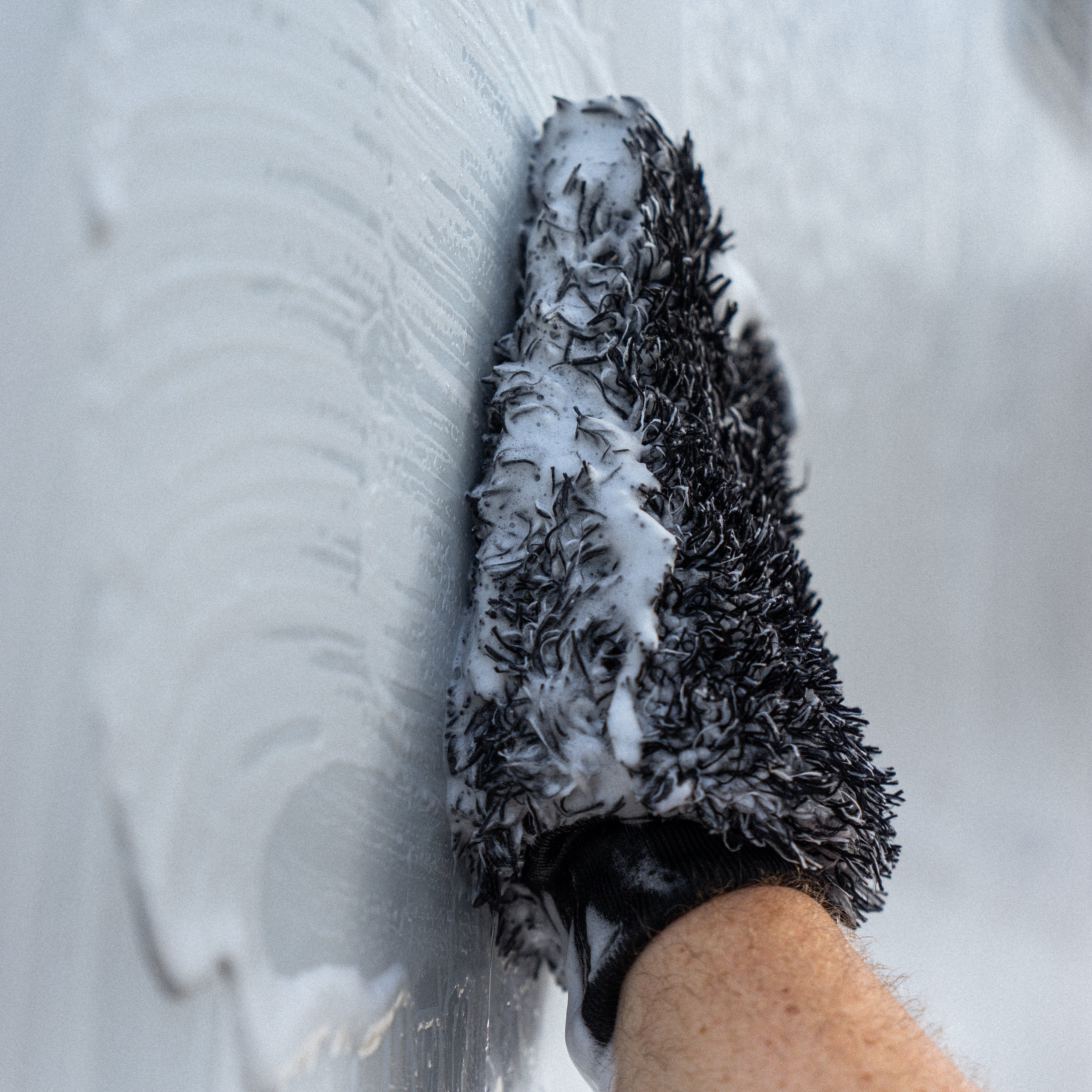 Mr. Mitt -  lackschonender Waschhandschuh  - P4 Care